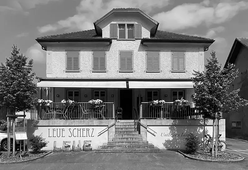 Leue-Scherz-3 Foto
